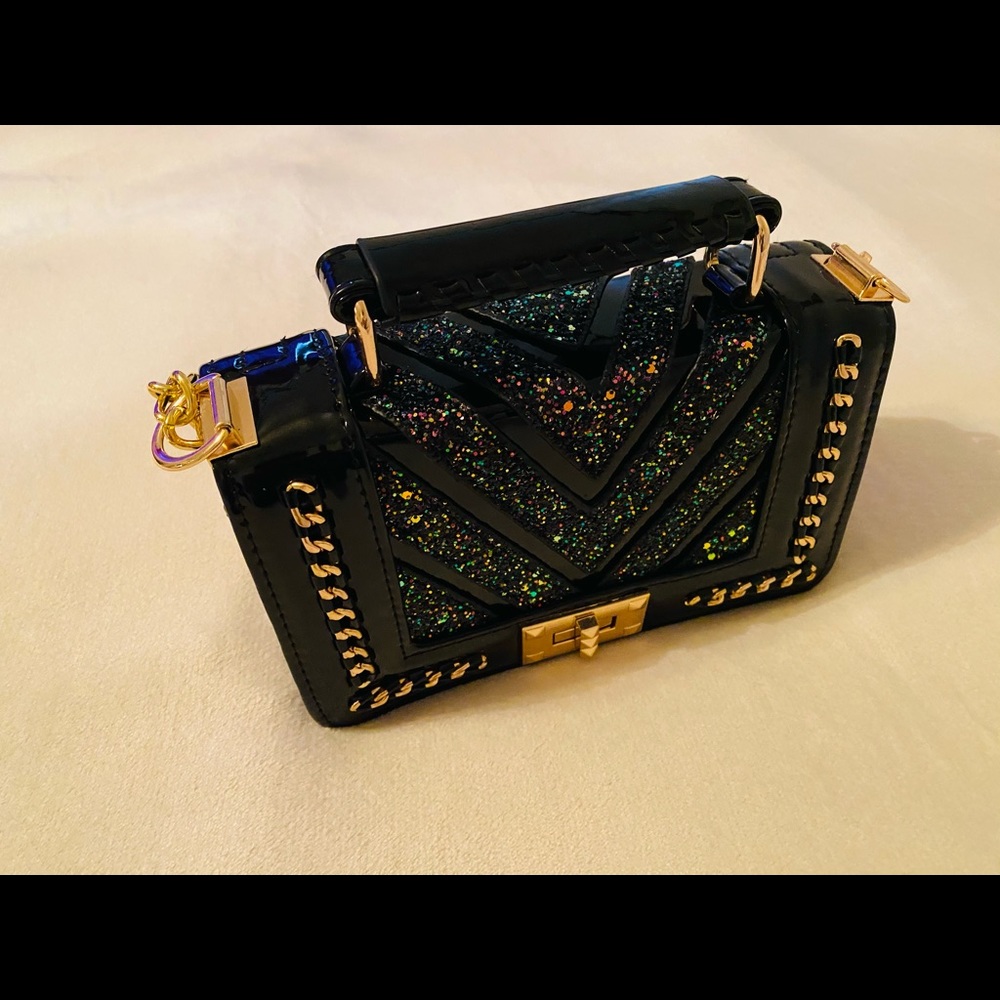 {NWT} Sequined Metal & Gold Crossbody